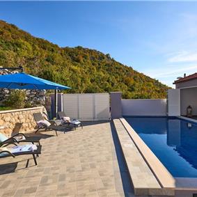 4 Bedroom Villa with pool and terrace near Dubrovnik, Sleeps 8